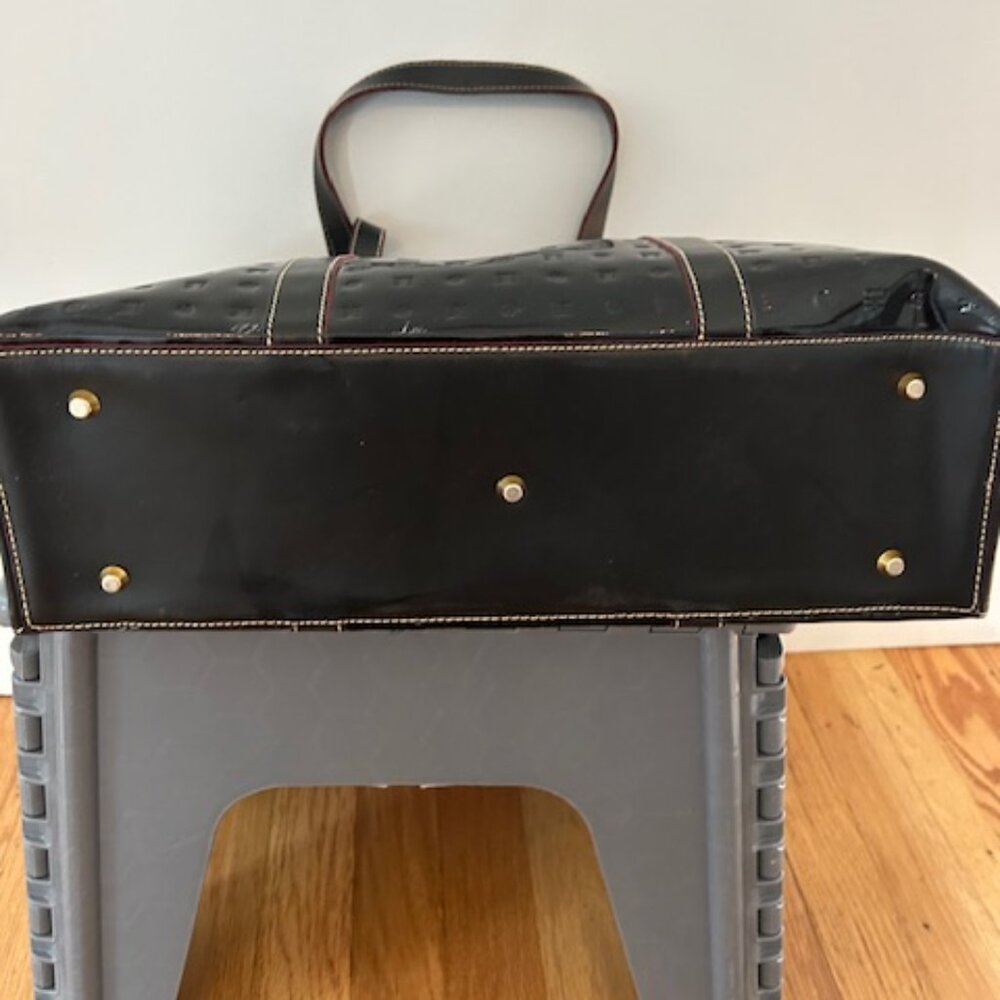 Beautiful black Acardia handbag with fur front. - Picture 6 of 10